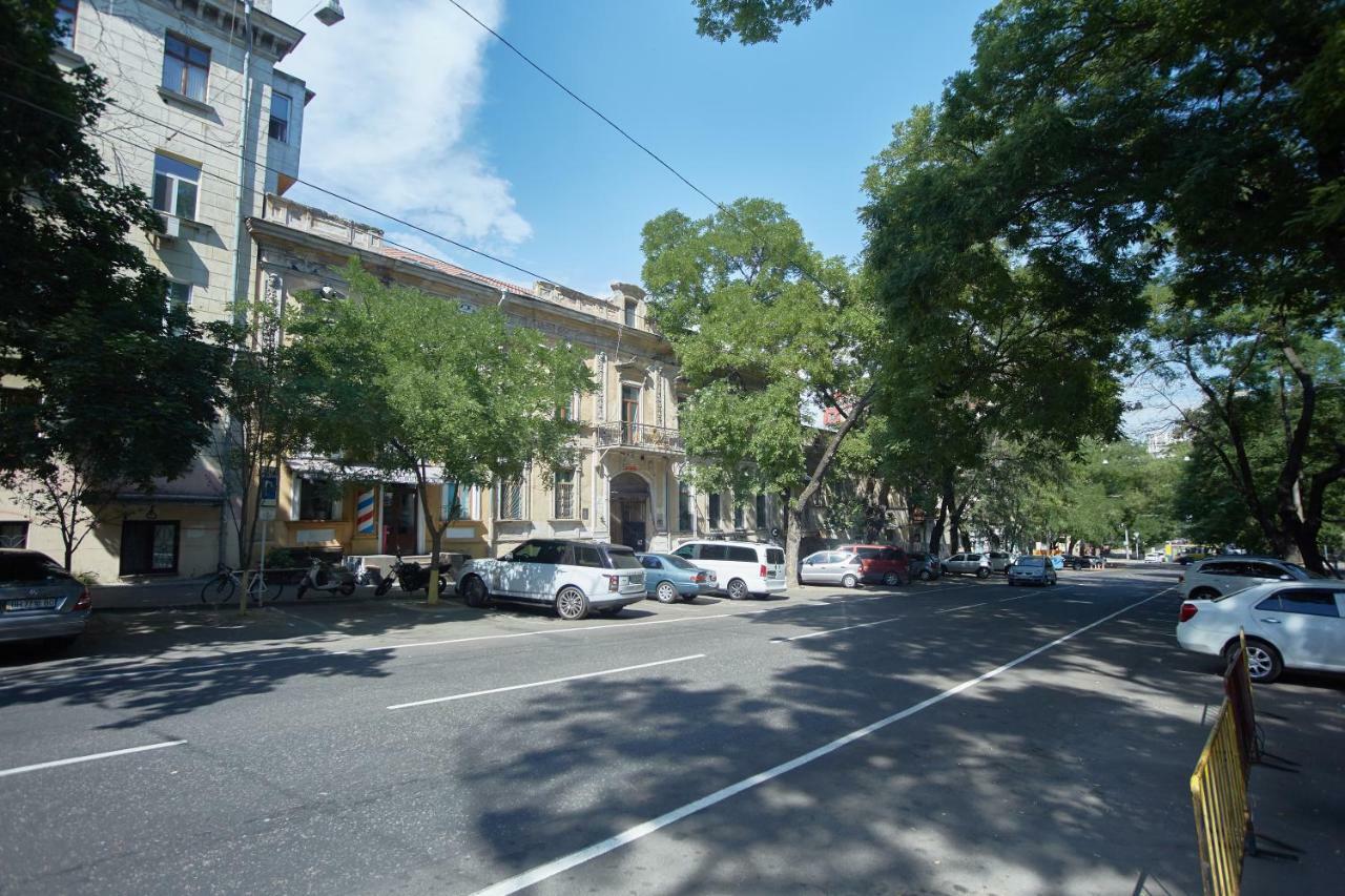 Luxury Apartment In The Heart Odessa Esterno foto