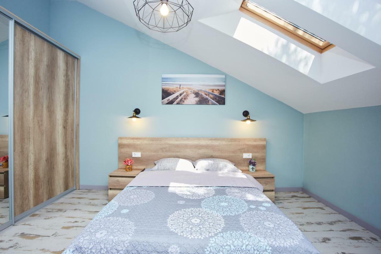Luxury Apartment In The Heart Odessa Esterno foto