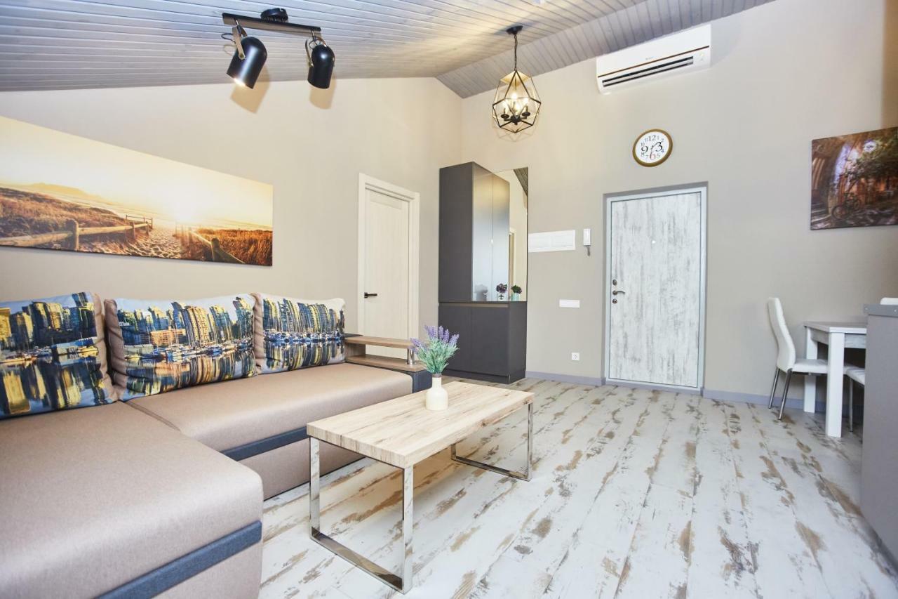 Luxury Apartment In The Heart Odessa Esterno foto