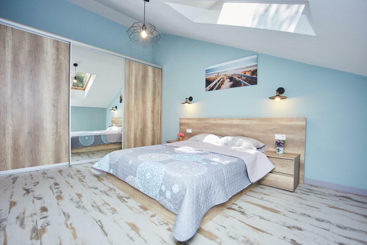 Luxury Apartment In The Heart Odessa Esterno foto