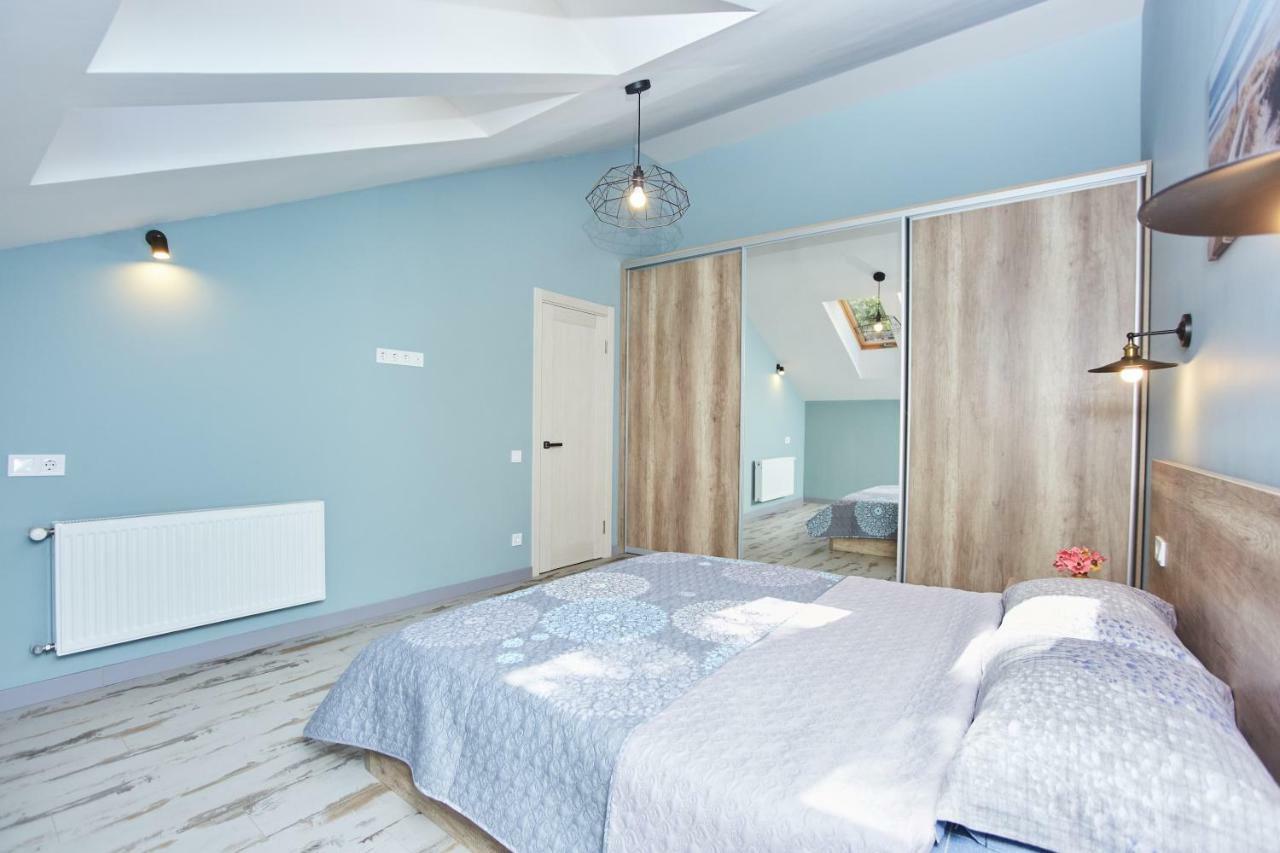 Luxury Apartment In The Heart Odessa Esterno foto